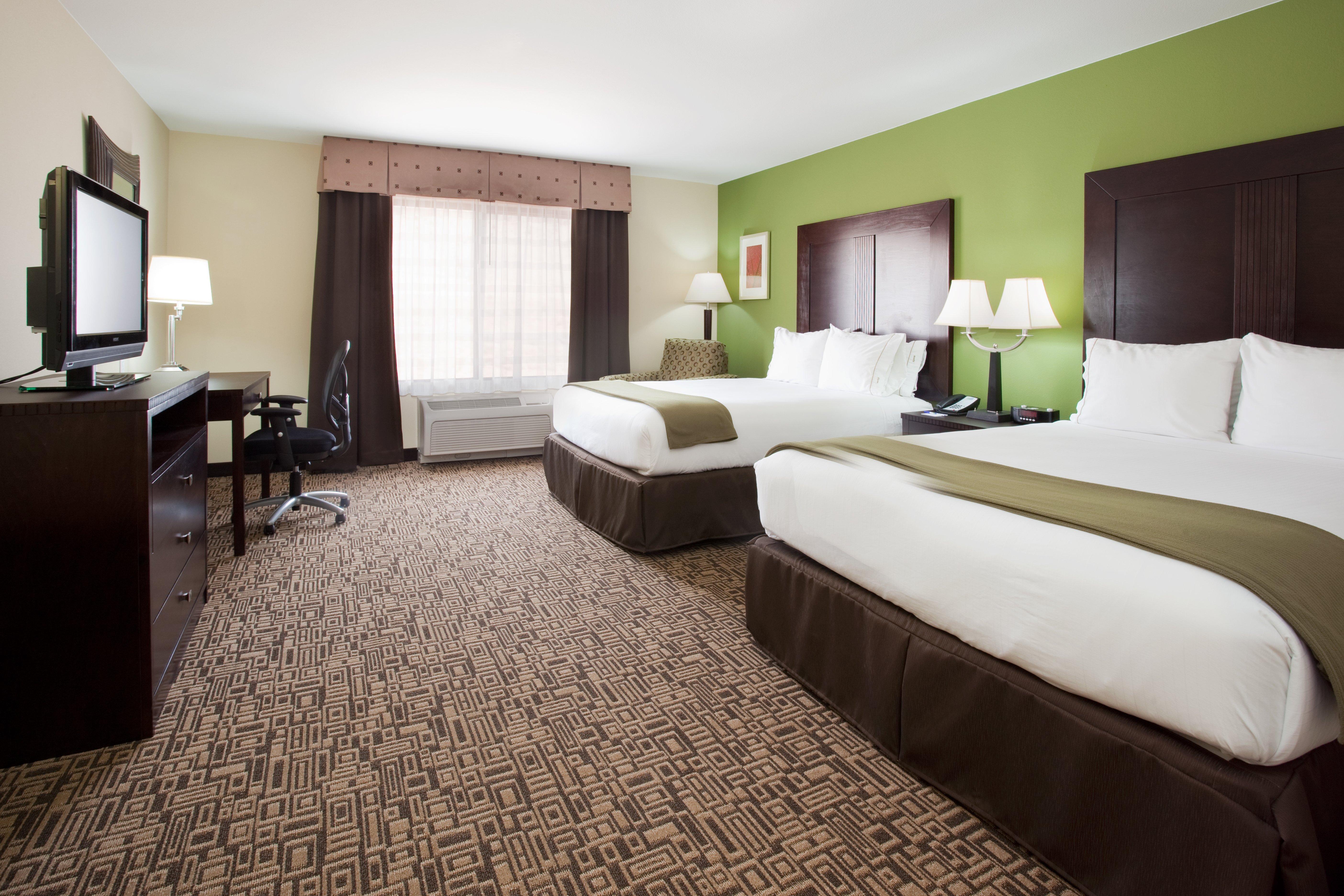 Holiday Inn Express Richfield By Ihg Exterior photo