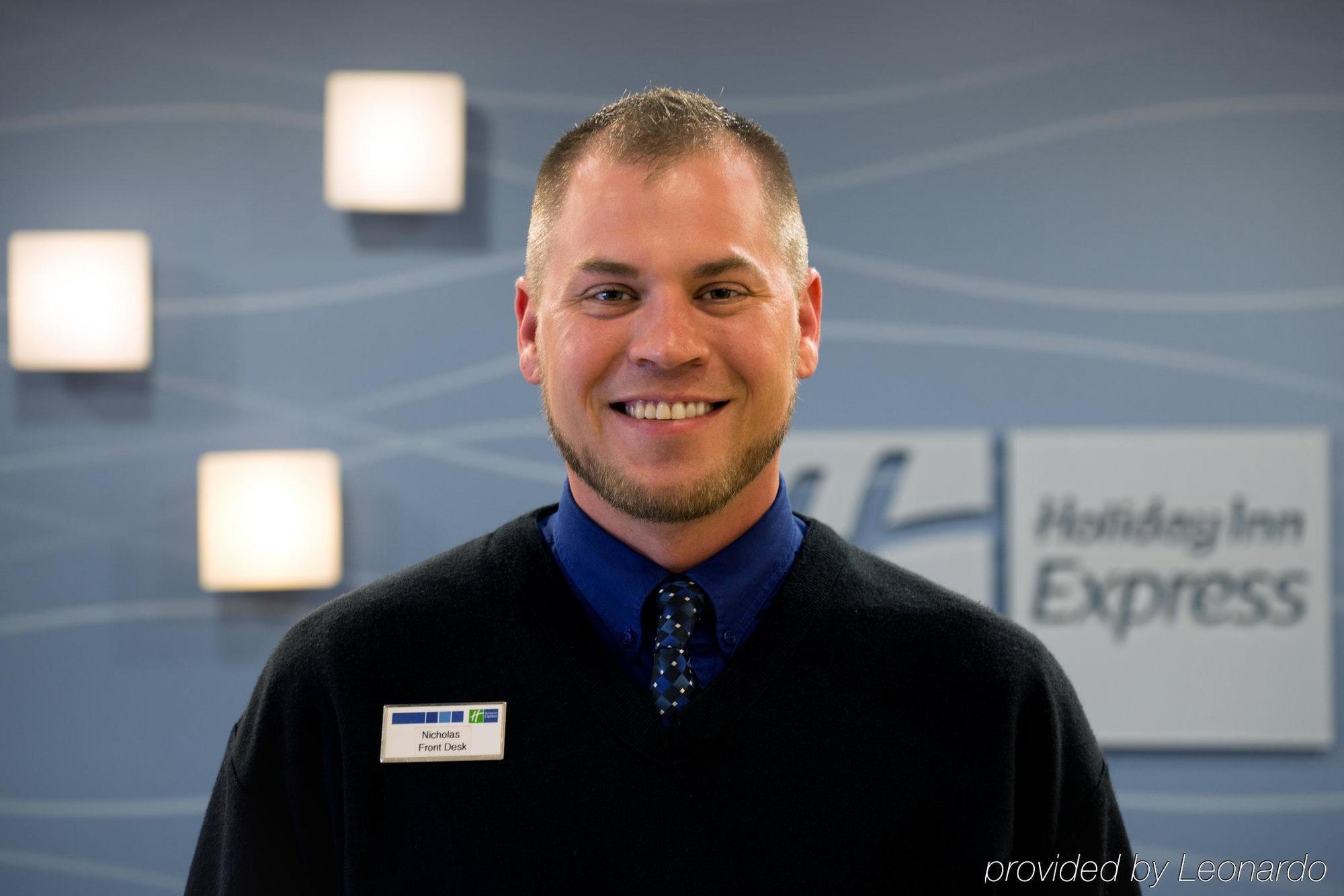 Holiday Inn Express Richfield By Ihg Exterior photo