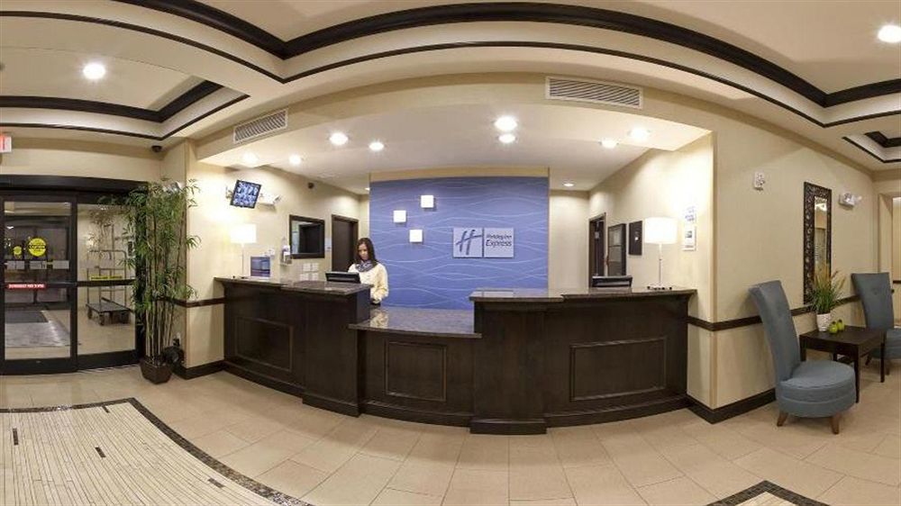 Holiday Inn Express Richfield By Ihg Exterior photo
